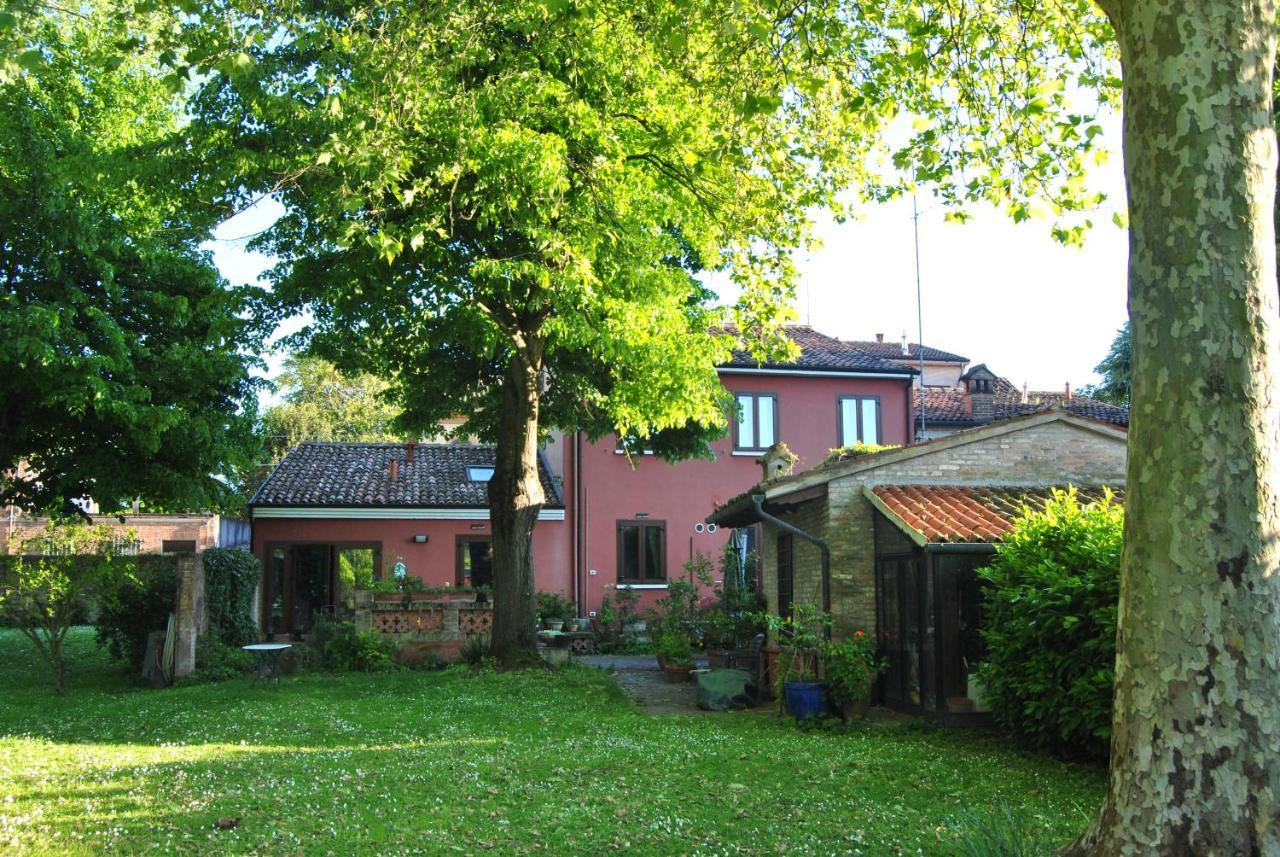 La Casa Di Marina Hotel Ferrara Exterior foto